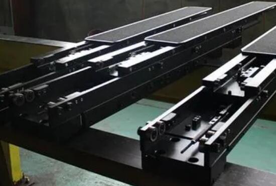 堆垛機(jī)伸縮貨叉